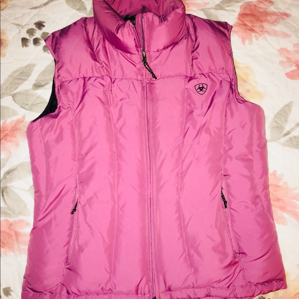 Ariat mauve vest M